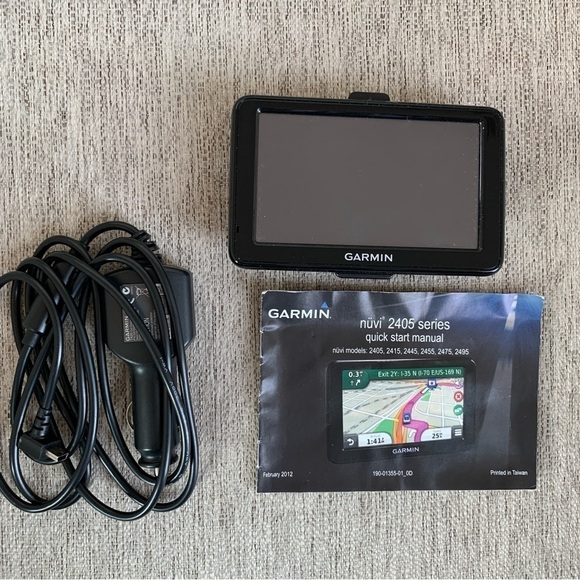 Garmin Nuvi 2405 Series Navigation System - Picture 2 of 10